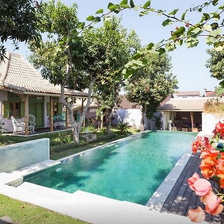 Guesthouse Mooz Canggu Habitación foto
